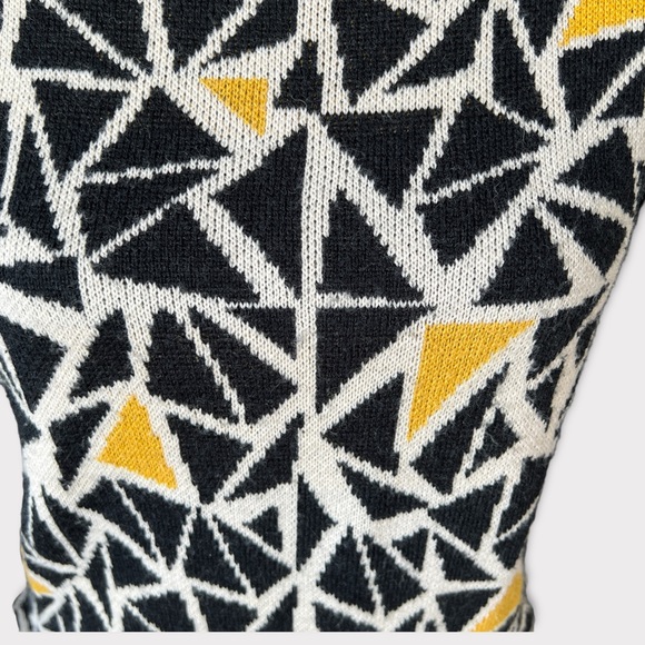 Yecca Vecca Sweater | Womens Small - Picture 3 of 10
